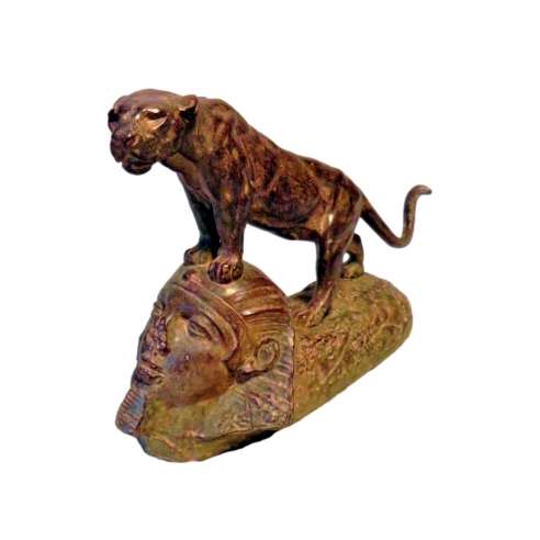 C. Masson, Bronze + Lionne debout sur un sphinx